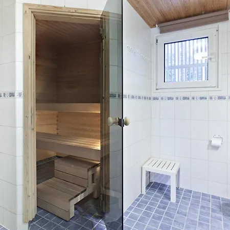 Apartment Club Airisto